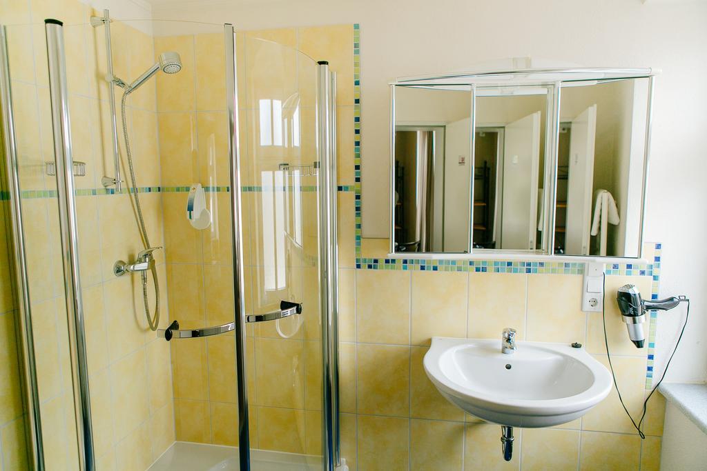 Landhotel Airport-Inn Lautzenhausen Luaran gambar