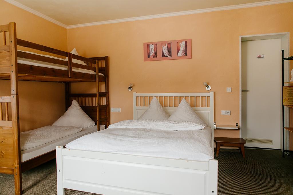 Landhotel Airport-Inn Lautzenhausen Luaran gambar