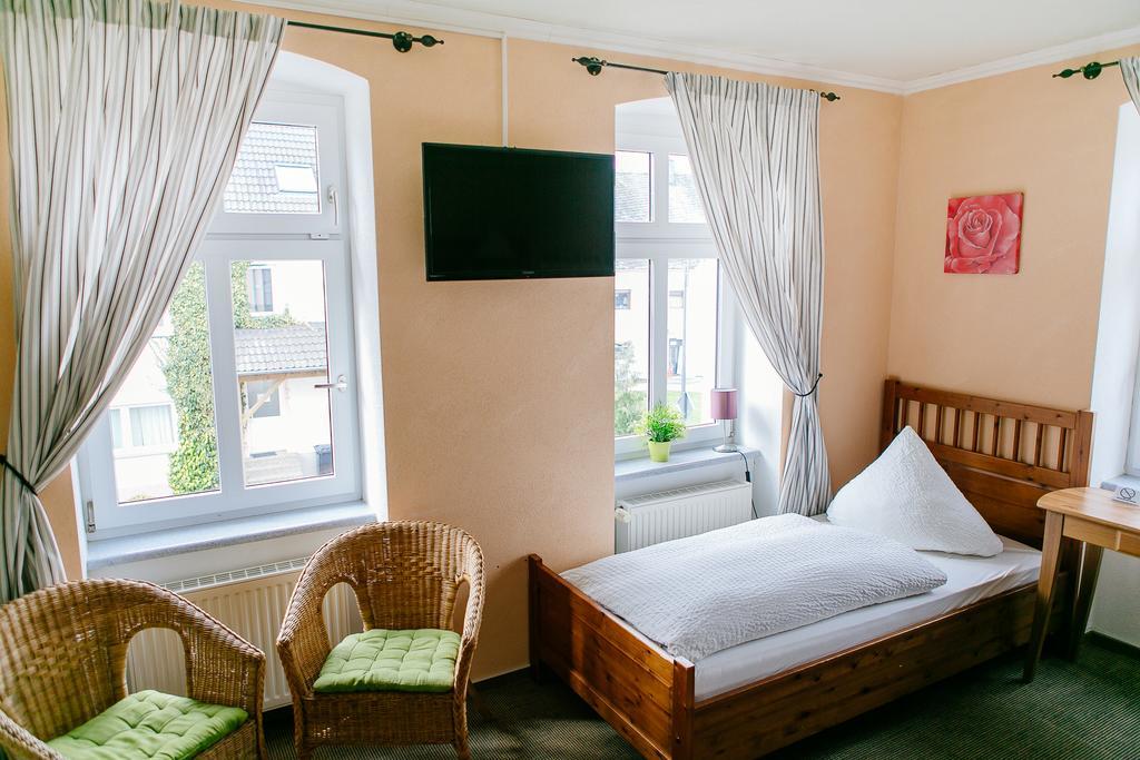 Landhotel Airport-Inn Lautzenhausen Luaran gambar