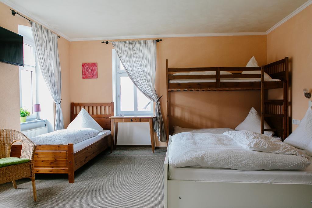 Landhotel Airport-Inn Lautzenhausen Luaran gambar