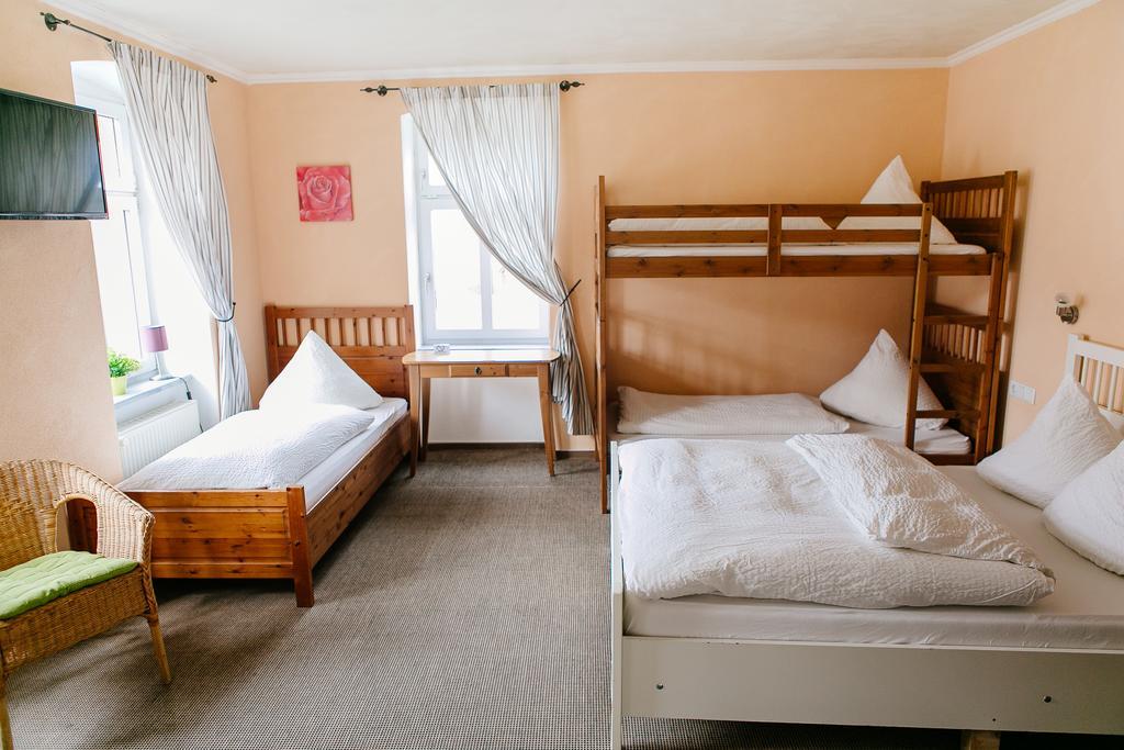 Landhotel Airport-Inn Lautzenhausen Luaran gambar