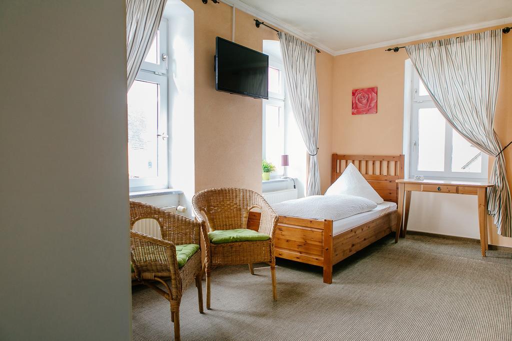 Landhotel Airport-Inn Lautzenhausen Luaran gambar