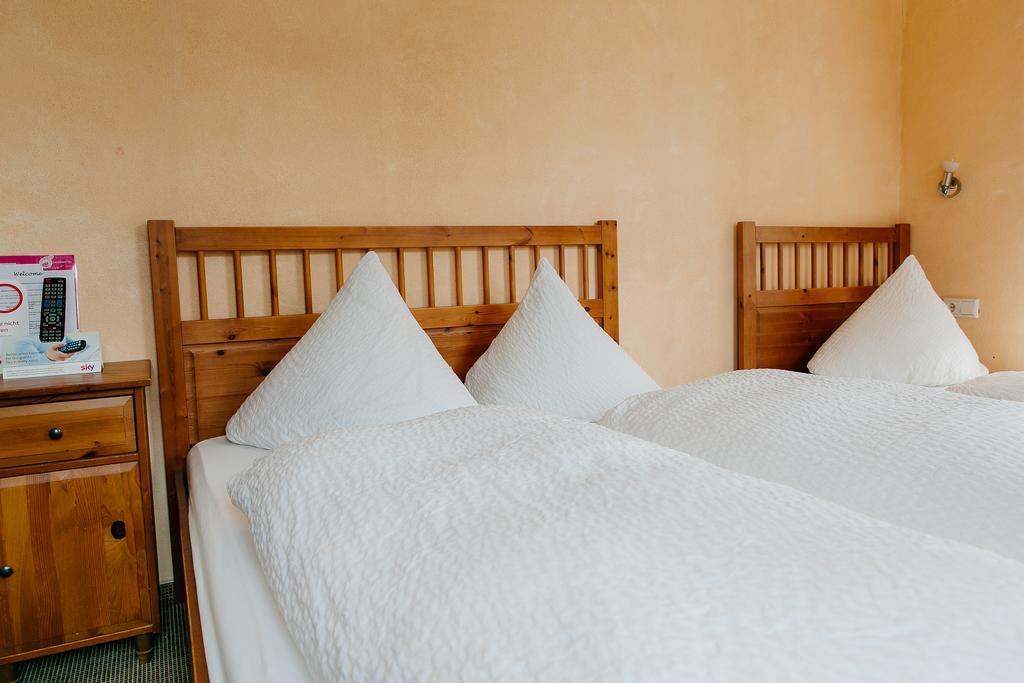 Landhotel Airport-Inn Lautzenhausen Luaran gambar